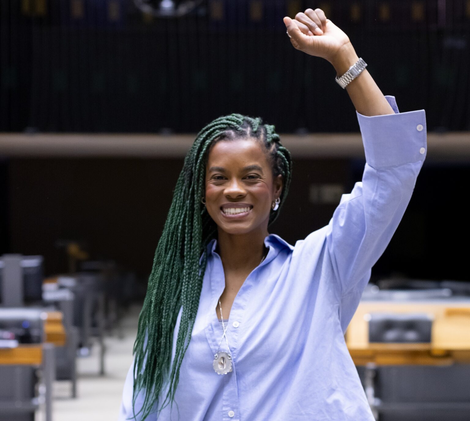 Deputada está no plenário na luta pelas mulheres negras